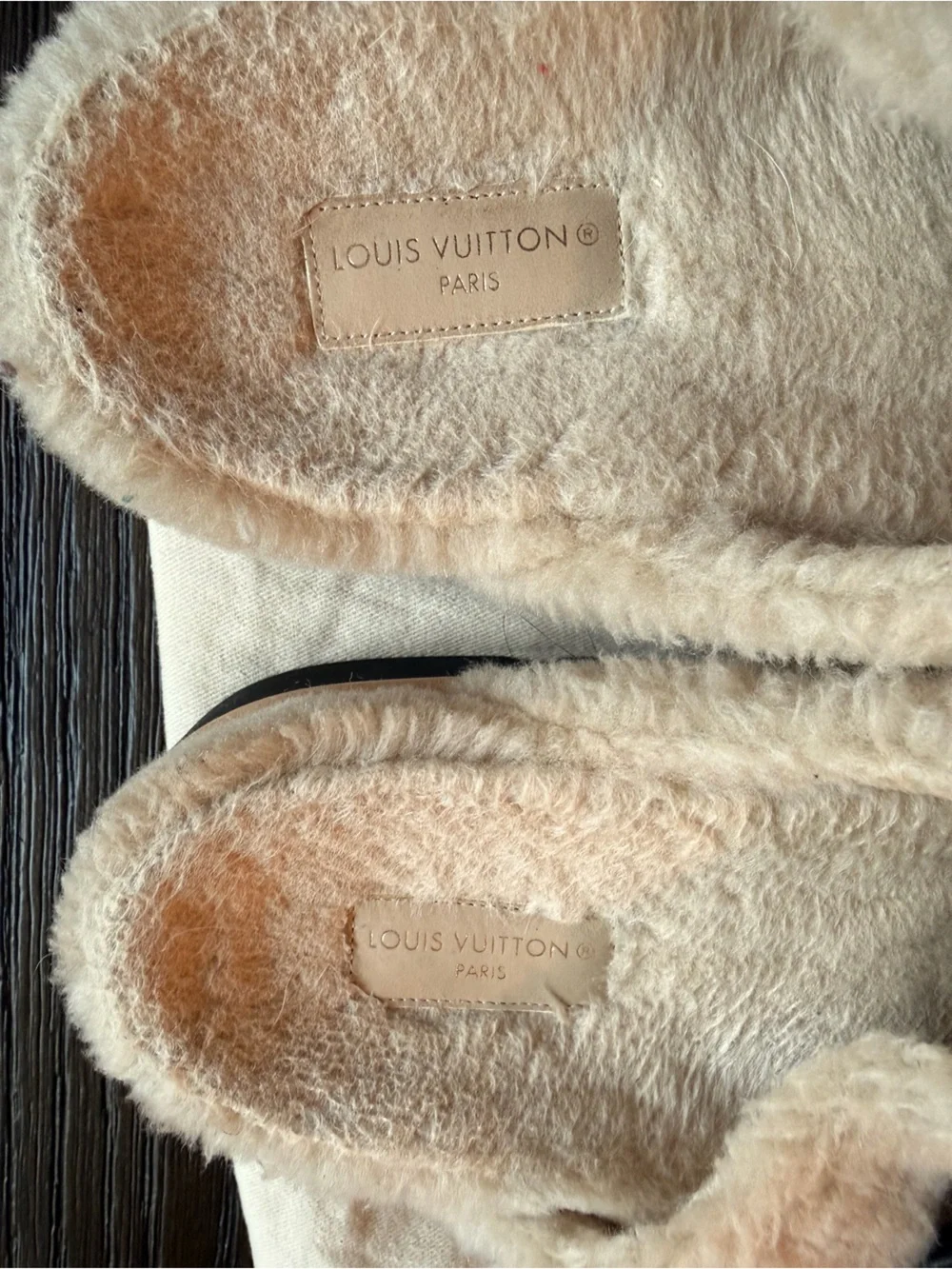 Louis Vuitton Pool Pillow Shearling Comfort Mules Slides Size 9 (Fits 8.5)